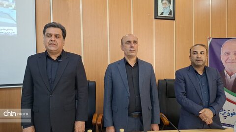 دیدار هنرمندان صنایع‌دستی با استاندار کهگیلویه و بویراحمد