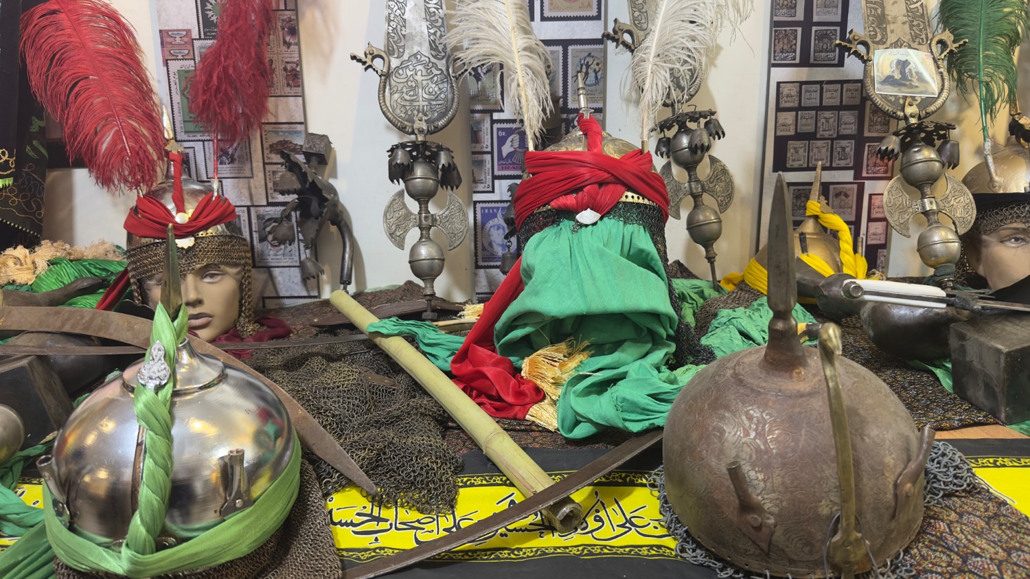 مجموعه‌داری وسایل تعزیه، نشان از عشق به اهل بیت دارد/ اشاعه فرهنگ عاشورایی از افتخاراتم است/ هیچگاه وسیله‌هایم را نفروختم