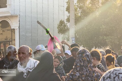 آیین ۹۰۰ ساله «علم شمشیری» در قشم