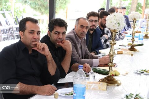 نشست تخصصی فعالان گرشگری و صنایع دستی شهرستان اسفراین
