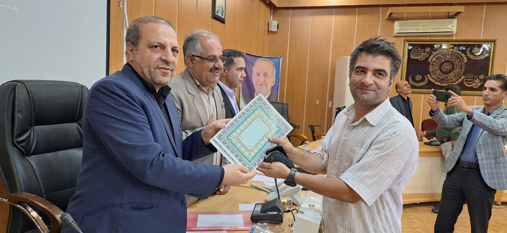 استاندار کهگیلویه و بویراحمد از هنرمندان صاحب مهر اصالت تقدیر کرد