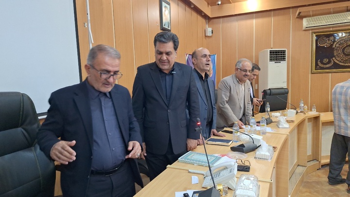 استاندار کهگیلویه و بویراحمد از هنرمندان صاحب مهر اصالت تقدیر کرد
