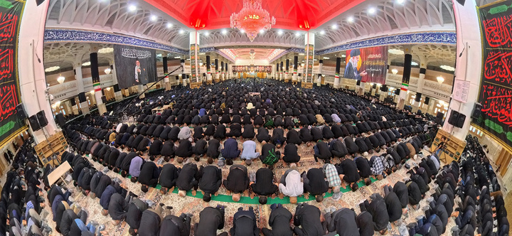 نماز ظهر عاشورا در قم