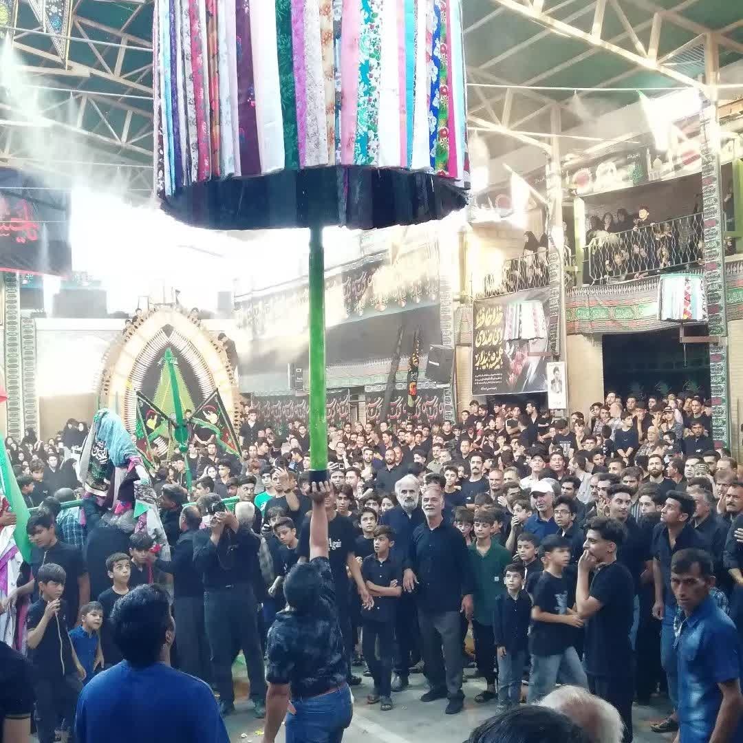 شَدّه؛ پرچمی که قرنهاست در کویر بر زمین نمیافتد