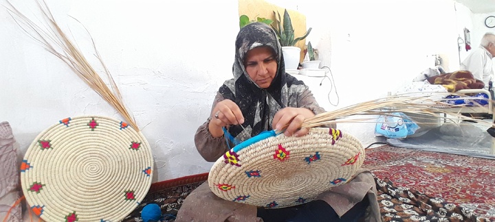 رونق گردشگری، صنایع‌دستی پامنار را به بازارهای سراسر کشور رساند