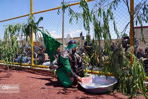 مراسم شبیه‌خوانی عاشورای حسینی در روستای یالقوزآغاج سلماس