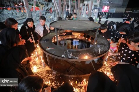 شب عاشورا در محوطه حسینیه اعظم زنجان
