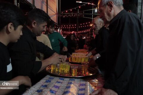 شب عاشورا در محوطه حسینیه اعظم زنجان