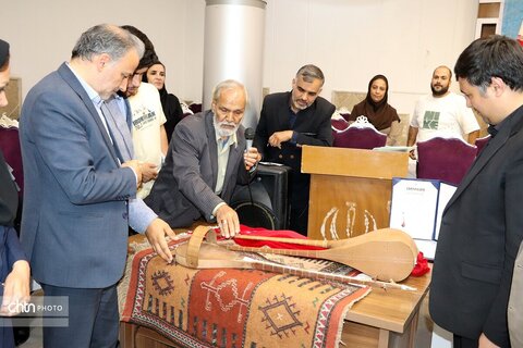 نشست تخصصی فعالان صنایع‌دستی و گردشگری در شیروان