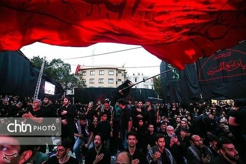 تاسوعا و عاشورای حسینی از تجریش تا اقدسیه