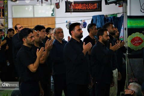 آیین اطعام‌دهی تاسوعای حسینی در ساری