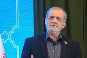 رئیس جمهوری وارد شهر قم شد