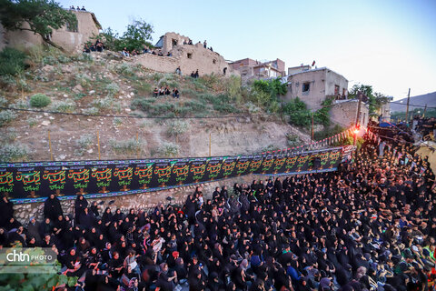 تعزیه روز عاشورا در روستای تاریخی وفس