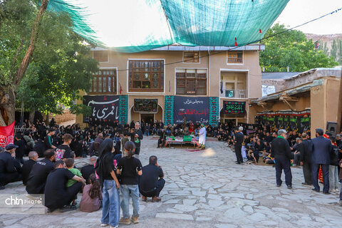 تعزیه روز عاشورا در روستای تاریخی وفس