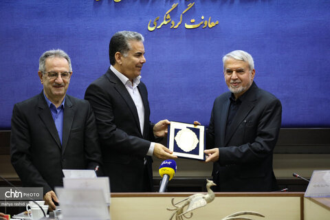 نشست ستاد مرکزی هماهنگی خدمات سفر ویژه تشییع قائد شهید امت، حضرت آیت‌الله سیدعلی خامنه‌ای