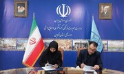 حمایت از راهنمایان گردشگری با امضای تفاهم‌نامه میراث‌فرهنگی قزوین و بانک رفاه/ اعطای کارت رفاهی به راهنمایان واجد شرایط