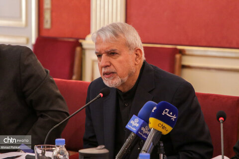 نشست مشترک وزیر میراث‌فرهنگی با اعضای کمیسیون شوراها و امور داخلی مجلس شورای اسلامی