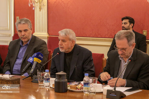 نشست مشترک وزیر میراث‌فرهنگی با اعضای کمیسیون شوراها و امور داخلی مجلس شورای اسلامی