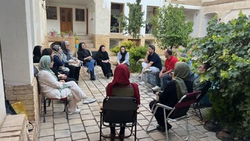دومین نشست تخصصی باشگاه «بوکسیر» در خانه تاریخی تدین سمنان برگزار شد
