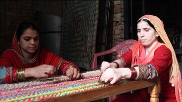 حفظ صنایع‌دستی سنتی جهان بر دوش زنان/ تاکید گزارش‌های بین‌المللی بر نقش راهبردی بانوان
