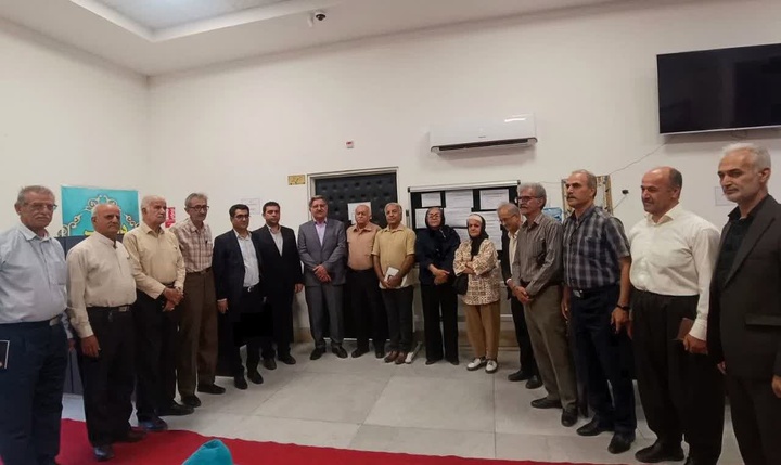 نخستین دفتر خدمات گردشگری ویژه بازنشستگان در سنندج آغاز به کار کرد