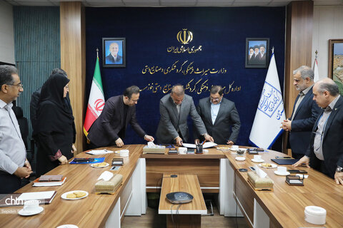 امضای تفاهم‌نامه میان میراث‌فرهنگی و پست خوزستان