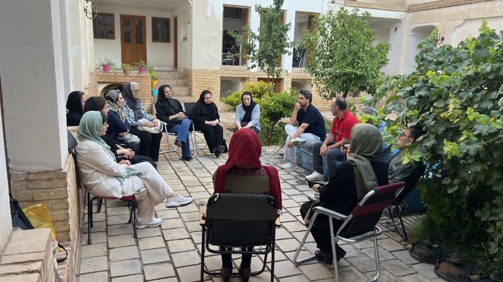 دومین نشست تخصصی باشگاه «بوکسیر» در خانه تاریخی تدین سمنان برگزار شد