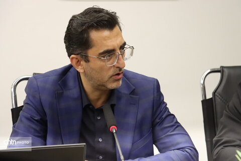 علی اصغر شالبافیان رئیس مرکزی سرمایه‌گذاری و امور اقتصادی وزارت میراث‌فرهنگی، گردشگریو صنایع‌دستی در سفر به خراسان رضوی