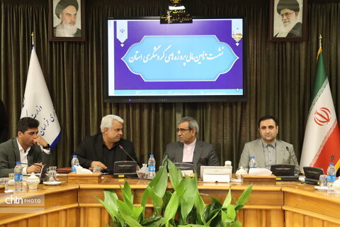 علی اصغر شالبافیان رئیس مرکزی سرمایه‌گذاری و امور اقتصادی وزارت میراث‌فرهنگی، گردشگریو صنایع‌دستی در سفر به خراسان رضوی