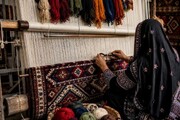 اشتغال پایدار با صنایع‌دستی و دوخت محلی در خاش/ تقویت اقتصاد روستا با محوریت زنان و مردان هنرمند