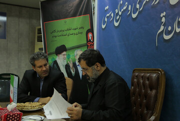 بازدید استاندار قم از ستاد اسکان اداره‌کل میراث‌فرهنگی استان قم / تأکید بهنام‌جو بر بسیج تمام ظرفیت‌ها برای تشییع رهبر شهید انقلاب