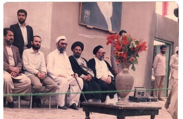 آن ۲۳۷ روزسرنوشت‌ساز / روایت عاشقانه‌ رهبر شهید با مردم سیستان و بلوچستان در دوران تبعید