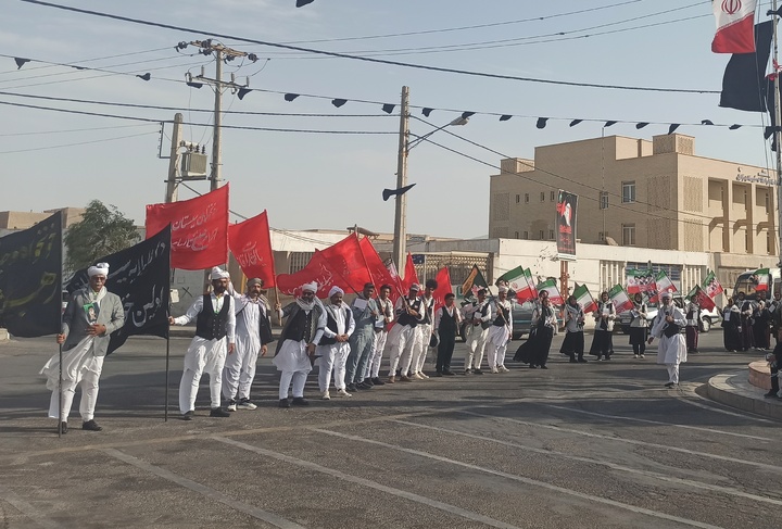 هنرمندان صنایعدستی سیستان و بلوچستان برای شرکت در تشییع پیکر رهبر شهید عازم مشهد مقدس شدند هنرمندان صنایعدستی سیستان و بلوچستان برای شرکت در تشییع پیکر رهبر شهید عازم مشهد مقدس شدند