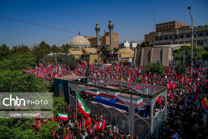 مراسم تشییع پیکر مطهر آقای شهید ایران