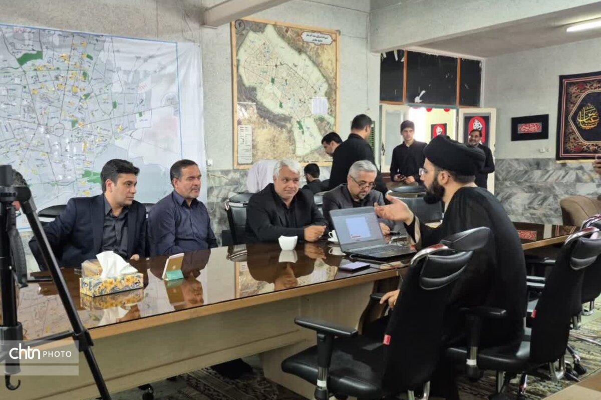 بازدید مدیرکل توسعه گردشگری داخلی کشور از مراکز مردمی و بخش خصوصی مدیریت اسکان زائران بدرقه امام شهید در مشهد
