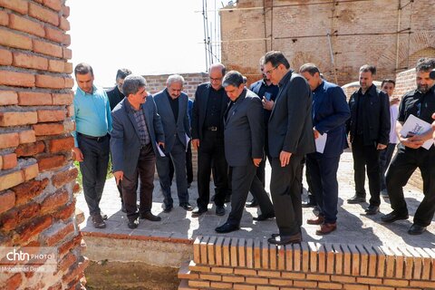 بازدید استاندار اردبیل از روند مرمت و ساماندهی پایگاه ملی جمعه مسجد اردبیل