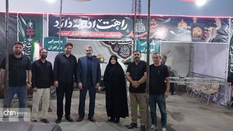 گزارش تصویری از میزبانی گرم شهرستان رباط کریم از زائران مراسم تشییع قائد امت
