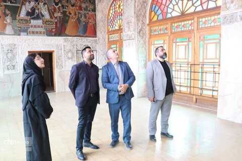 رونمایی از کتاب «قصه‌های کاخ سلیمانیه»