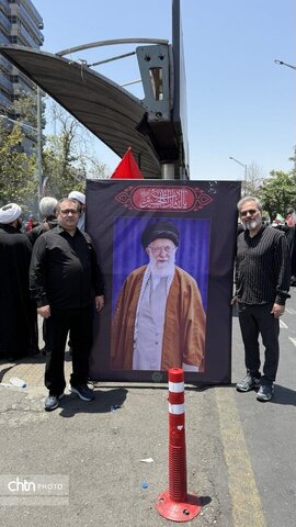 حضور کارکنان اداره کل میراث فرهنگی استان اصفهان در تشییع پیکر مطهر رهبر انقلاب