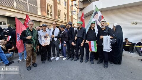 حضور کارکنان اداره کل میراث فرهنگی استان اصفهان در تشییع پیکر مطهر رهبر انقلاب