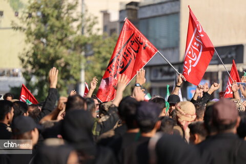 حضور کارکنان اداره کل میراث فرهنگی استان اصفهان در تشییع پیکر مطهر رهبر انقلاب