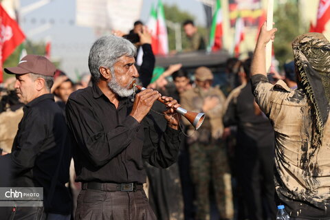 حضور کارکنان اداره کل میراث فرهنگی استان اصفهان در تشییع پیکر مطهر رهبر انقلاب