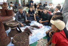 کارگاه تخصصی ارغوان بافی در روستای دیوزناو