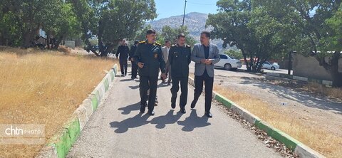 گزارش تصویری/ بازدید میدانی فرمانده سپاه فتح و مدیرکل میراث فرهنگی از اردوگاه گردشگری پارک جنگلی یاسوج