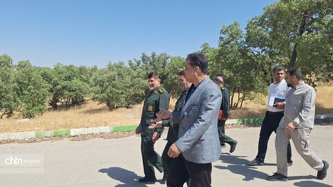 گزارش تصویری/ بازدید میدانی فرمانده سپاه فتح و مدیرکل میراث فرهنگی از اردوگاه گردشگری پارک جنگلی یاسوج