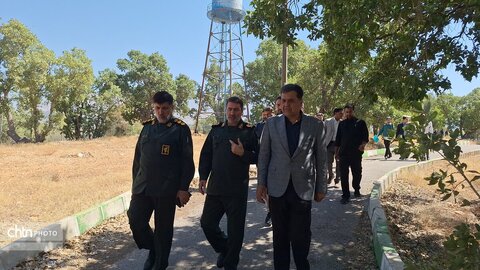 گزارش تصویری/ بازدید میدانی فرمانده سپاه فتح و مدیرکل میراث فرهنگی از اردوگاه گردشگری پارک جنگلی یاسوج