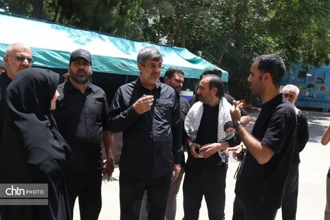 بازدید استاندار یزد از موکب‌های یزدی در مشهد؛ تقدیر از خادمان در ایام تشییع رهبر شهید