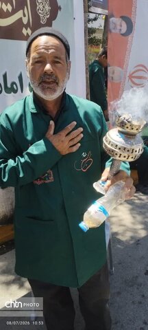 گوشه ای از بهشت هشتم در قاب سوگ؛ آماده‌سازی خدمت مشهدالرضا(ع) برای بدرقه‌ای تاریخی آقای شهید