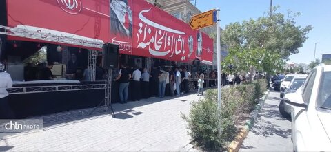 گوشه ای از بهشت هشتم در قاب سوگ؛ آماده‌سازی خدمت مشهدالرضا(ع) برای بدرقه‌ای تاریخی آقای شهید