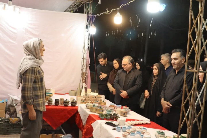 ‎افتتاح نمایشگاه صنایع‌دستی در سمنان هم‌زمان با آیین بدرقه رهبر شهید